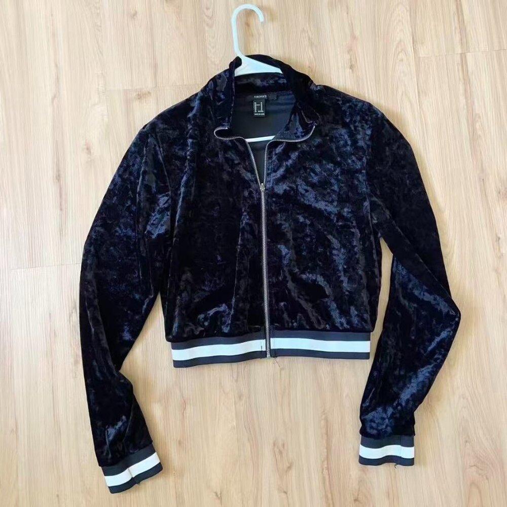 Forever 21 Cropped Velvet Zip-Up Jacket Women Size M